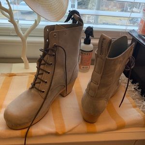 Swedish hasbeens size 39